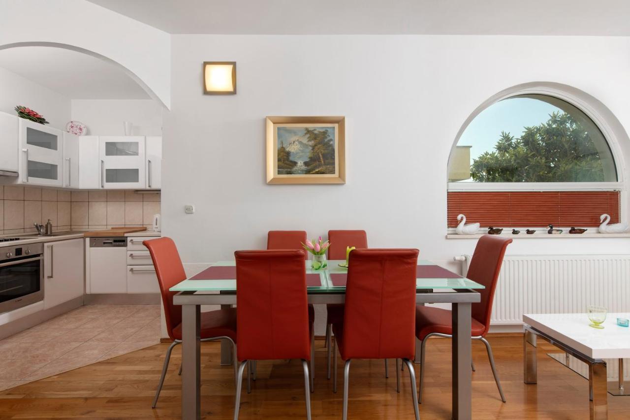 Apartments Antonio - Podstrana, Split Екстер'єр фото